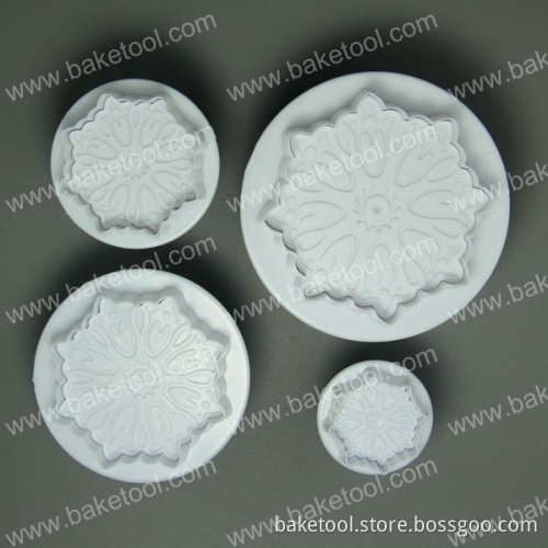 Plastic 4pcs Different Size Calyx Plunger Cutter for Cake Cookie